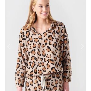 Dylan Brand Animal Print Fleece V-Neck Top and Pants Set, size M